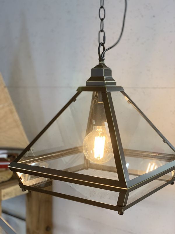 LG Takk Lampe